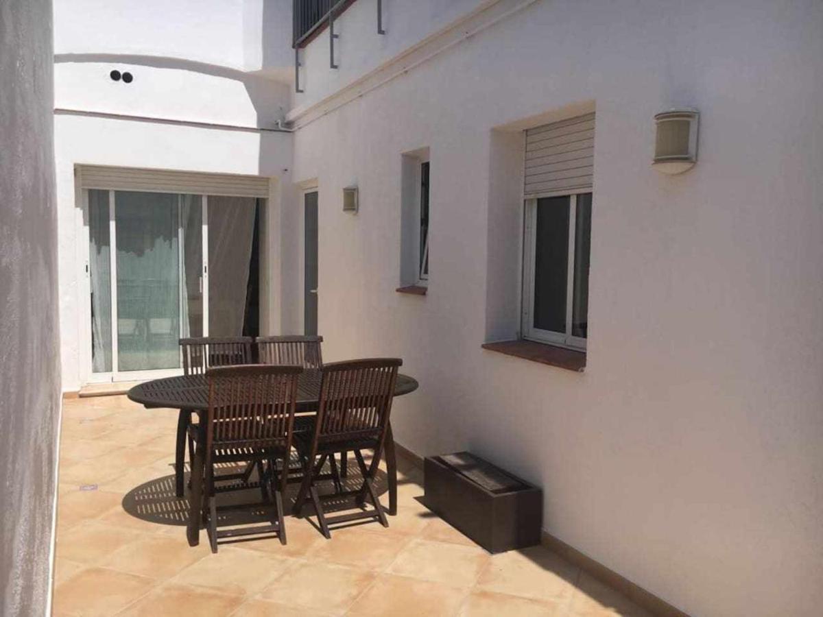 Nice And Quiet Flat In Premia De Mar Hutb Εξωτερικό φωτογραφία